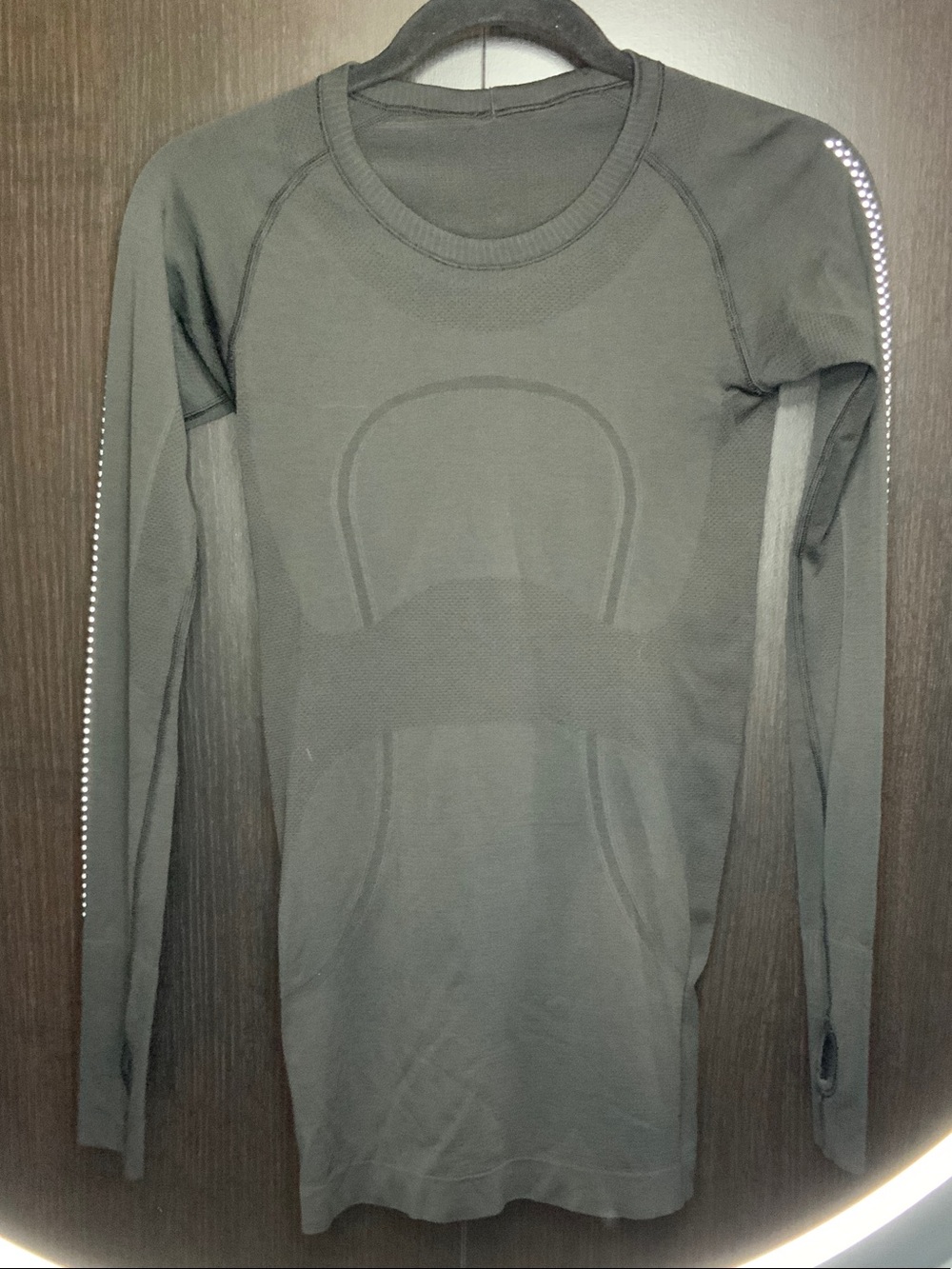 lululemon athletica Women's Long Sleeve Crew - Black